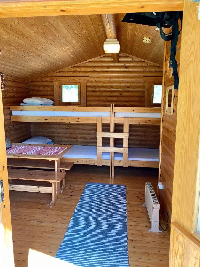 Hotel Huhtaniemen Moekkikylae Veteli Esterno foto