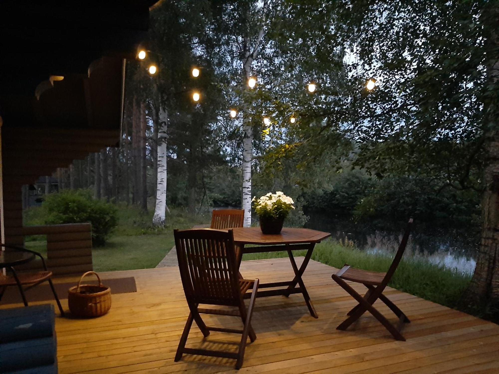 Hotel Huhtaniemen Moekkikylae Veteli Esterno foto