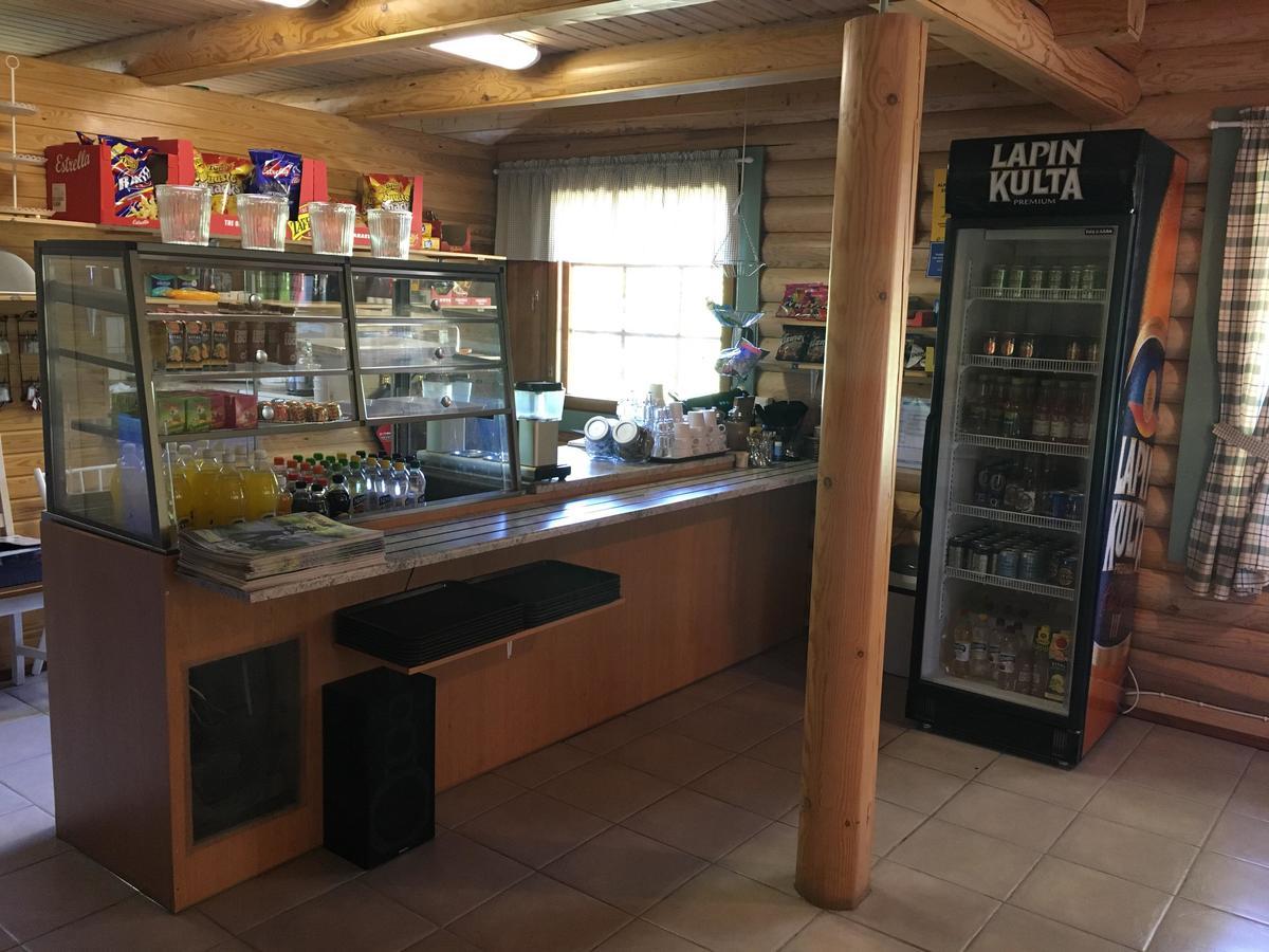 Hotel Huhtaniemen Moekkikylae Veteli Esterno foto